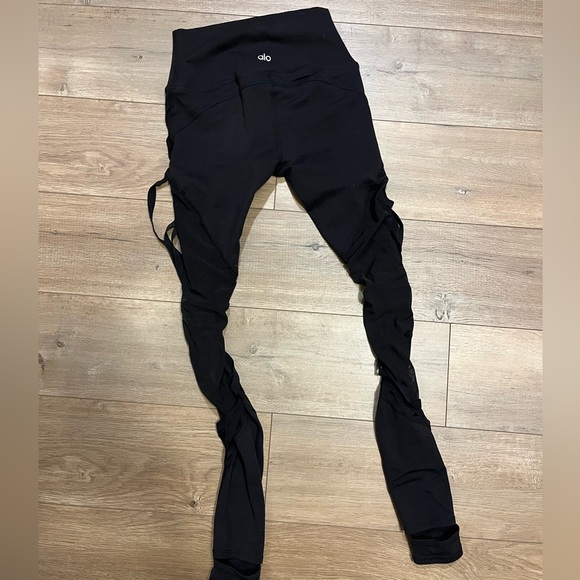 Alo Yoga High Waist Wrap Stirrup Legging - XS - Picture 4 of 4